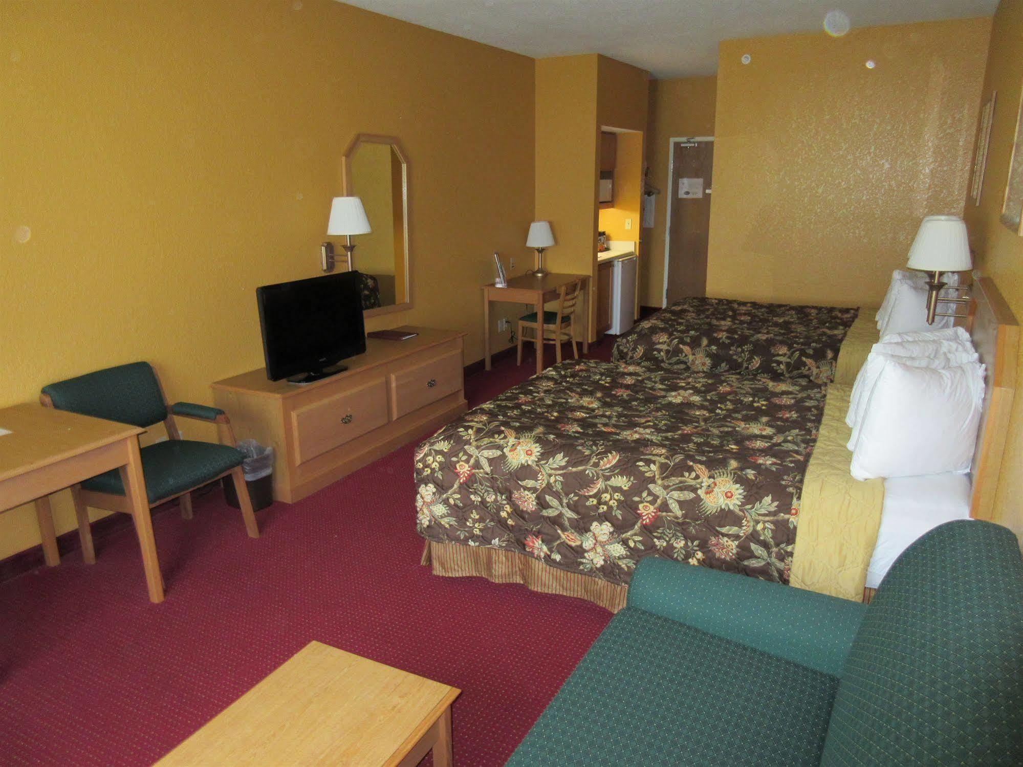 Parkfield Inn - Clinton Εξωτερικό φωτογραφία