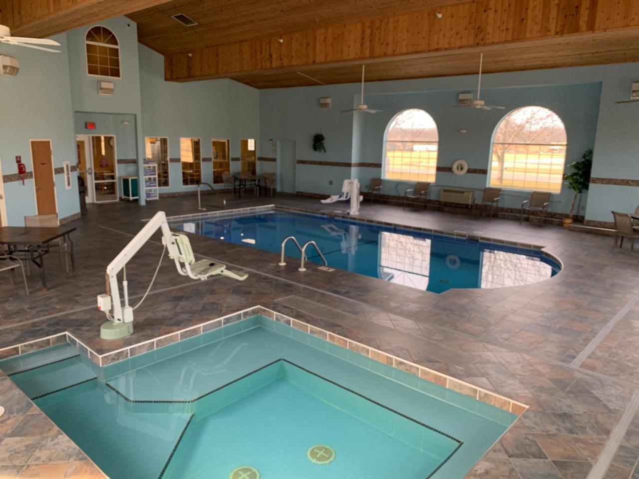 Parkfield Inn - Clinton Εξωτερικό φωτογραφία